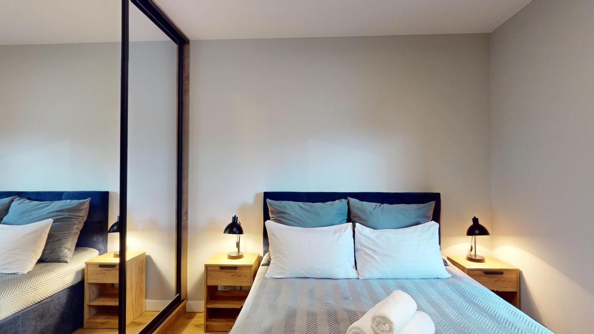 Apartament Z Tarasem I Widokiem Na Rzeke Wroapart-Pl - Apartment With Terrace And River View Wroapart فروتسواف المظهر الخارجي الصورة